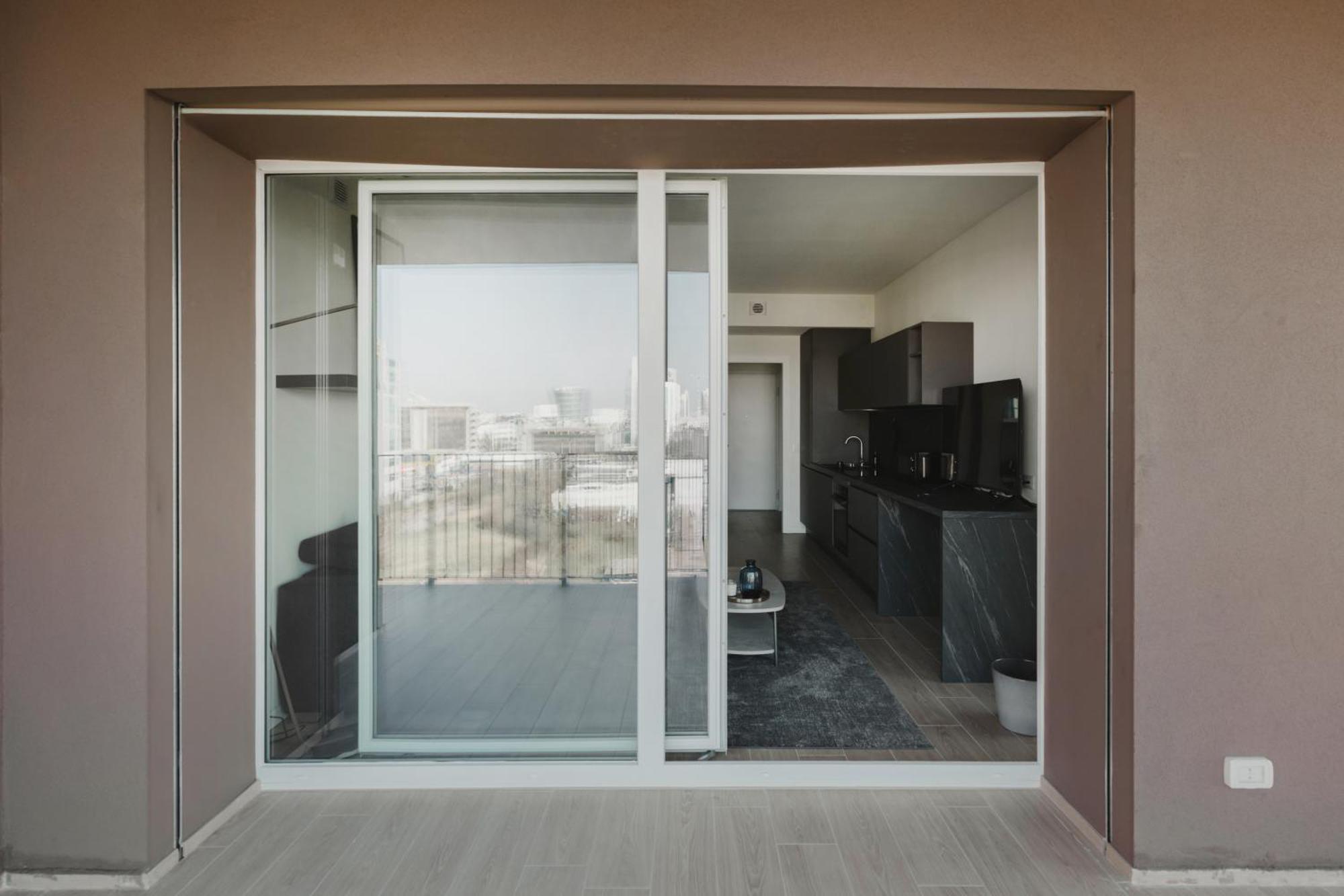 Gohost - Modern And Bright Apartments With Terrace And Balcony *