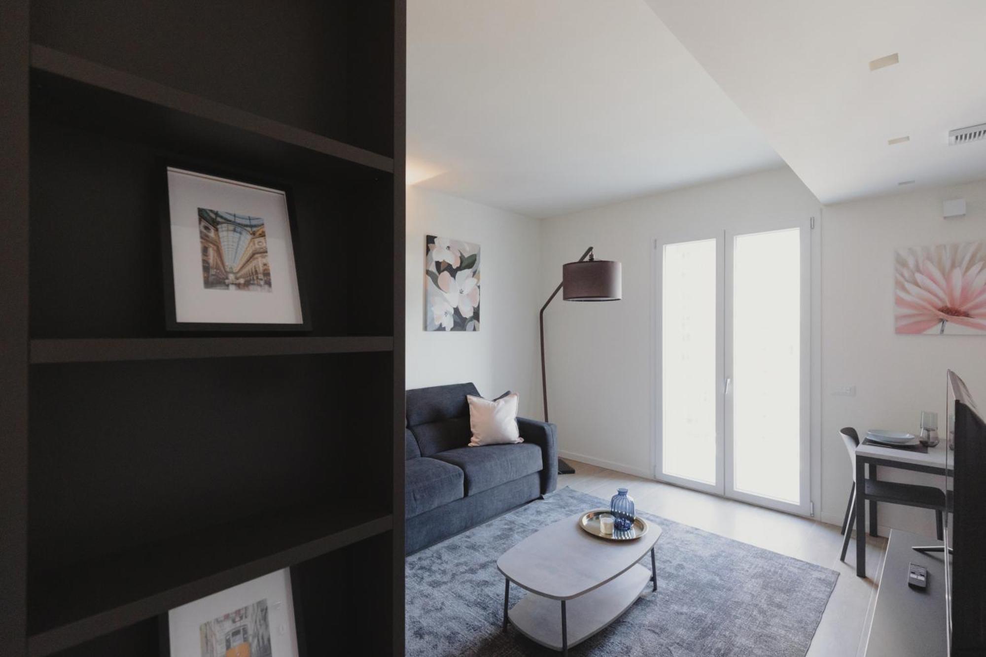Gohost - Modern And Bright Apartments With Terrace And Balcony *