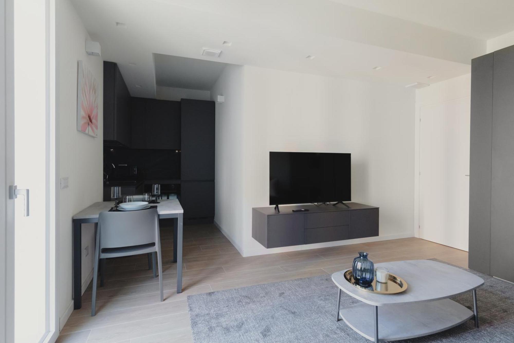 Gohost - Modern And Bright Apartments With Terrace And Balcony Milan